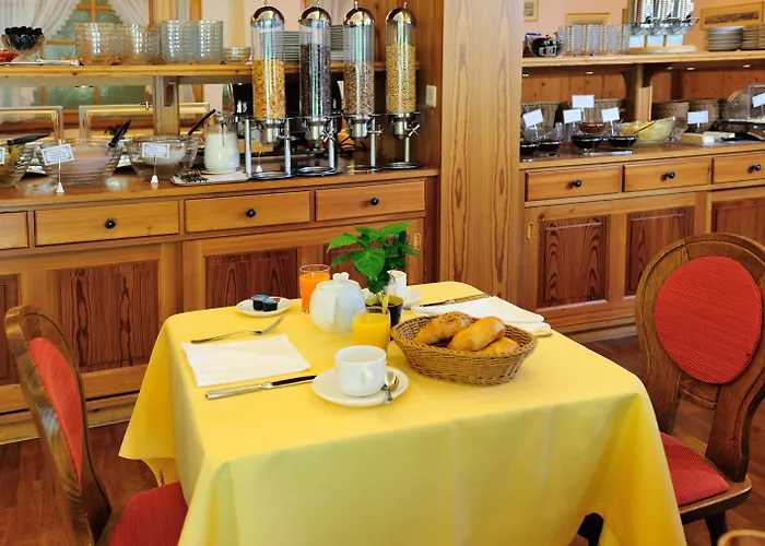 Hotel Simi